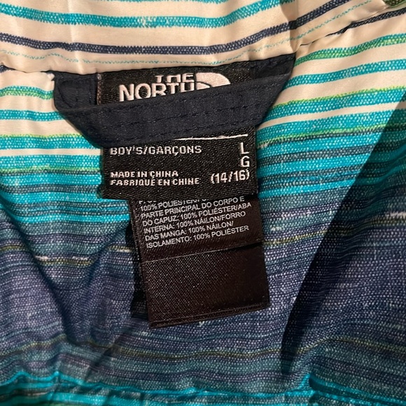 Youth north face weather proof winter coat! - Picture 1 of 4